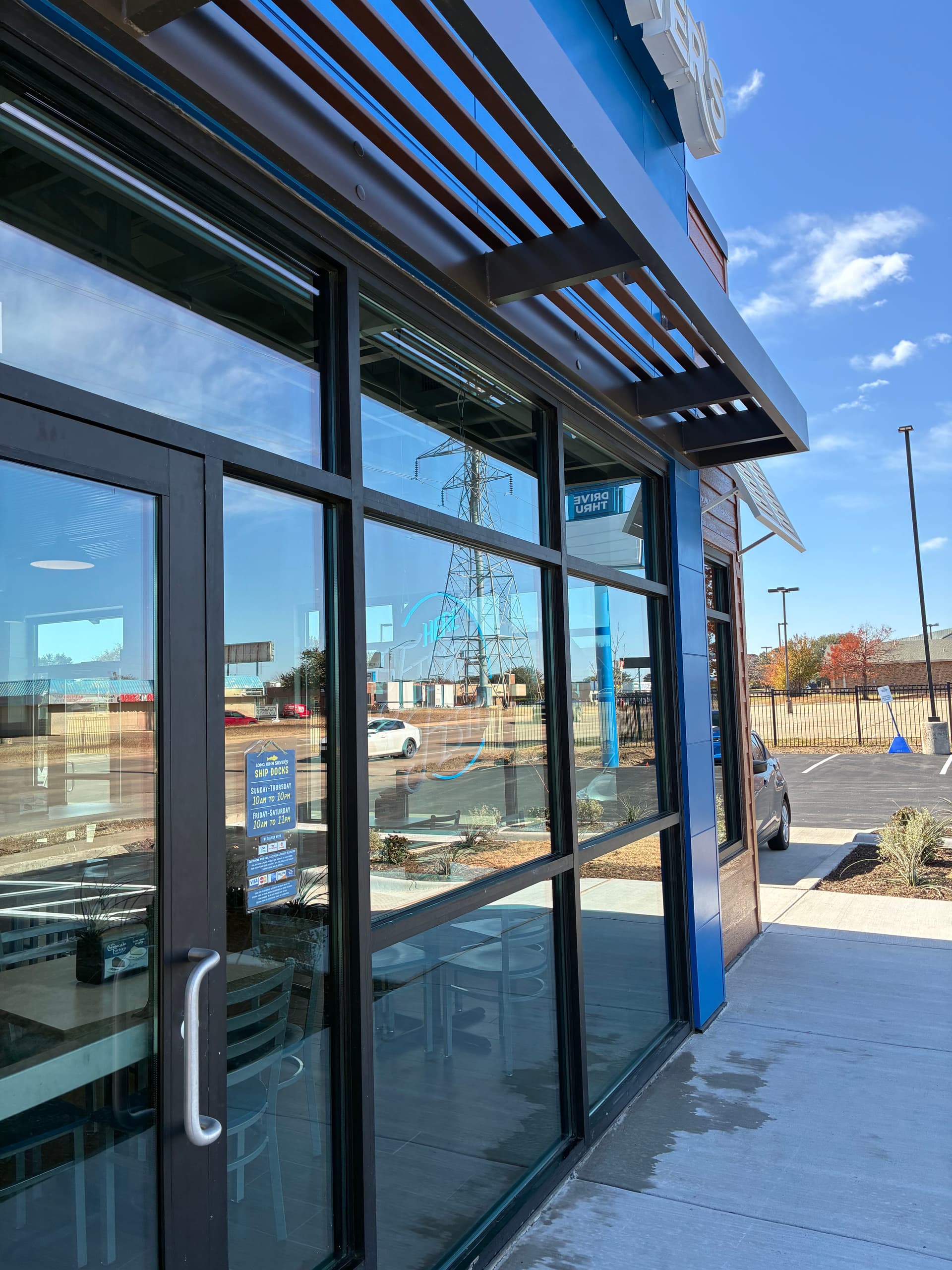 Gallery photos for Spotless Finish at Long John Silver's: Image #1