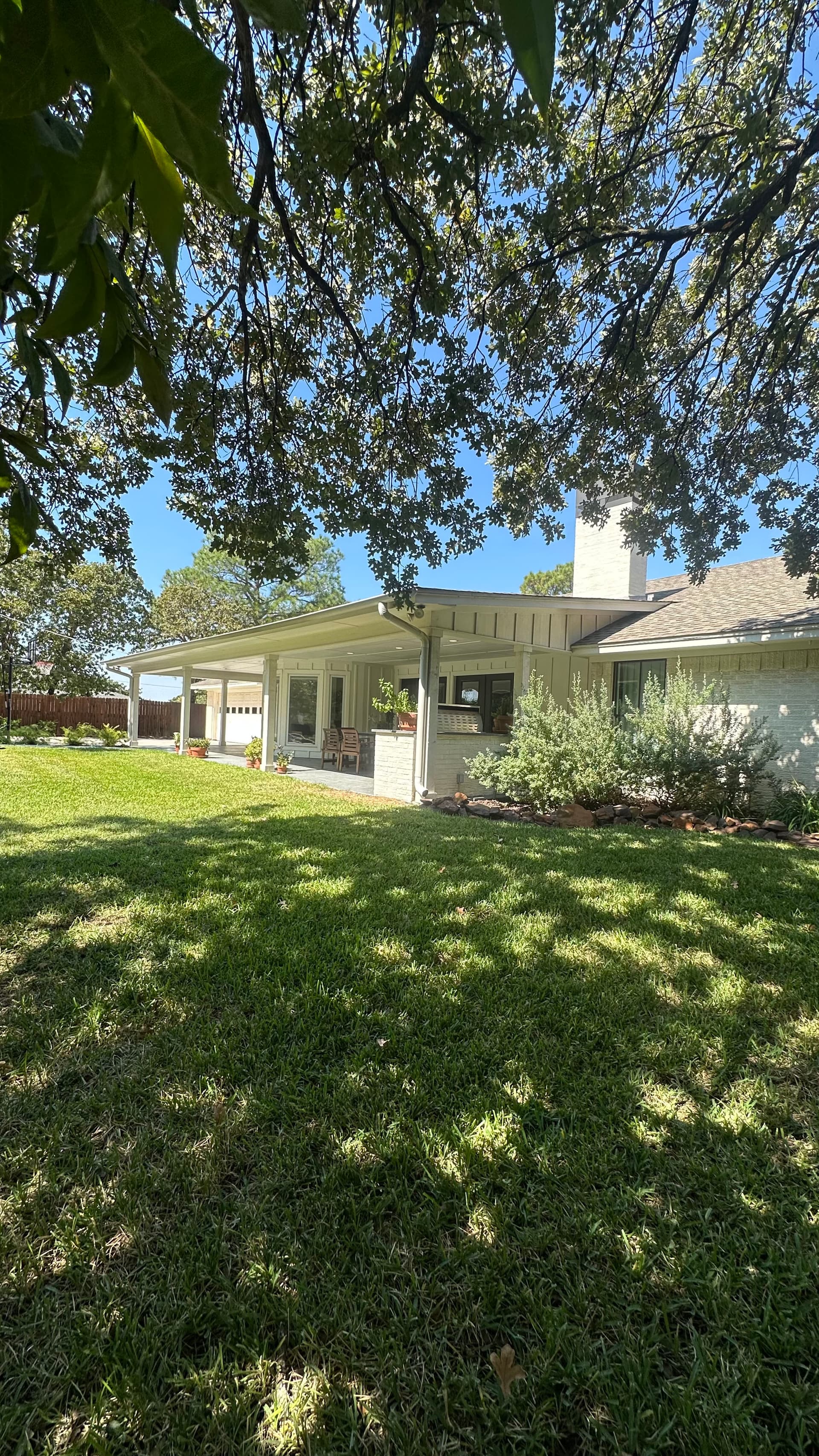 Spotless Yard Views with Our Window Cleaning Service in Keller TX image