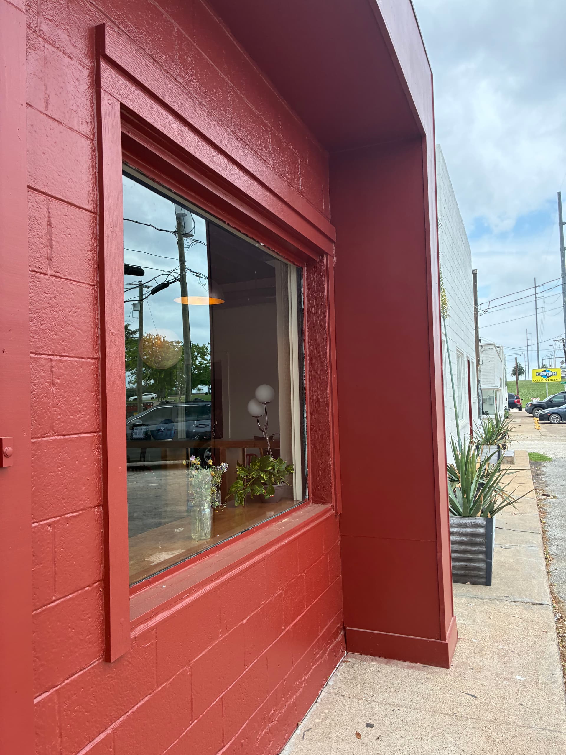 Gallery photos for Clean Windows for Navito Cafe's Brand New Shop: Image #1