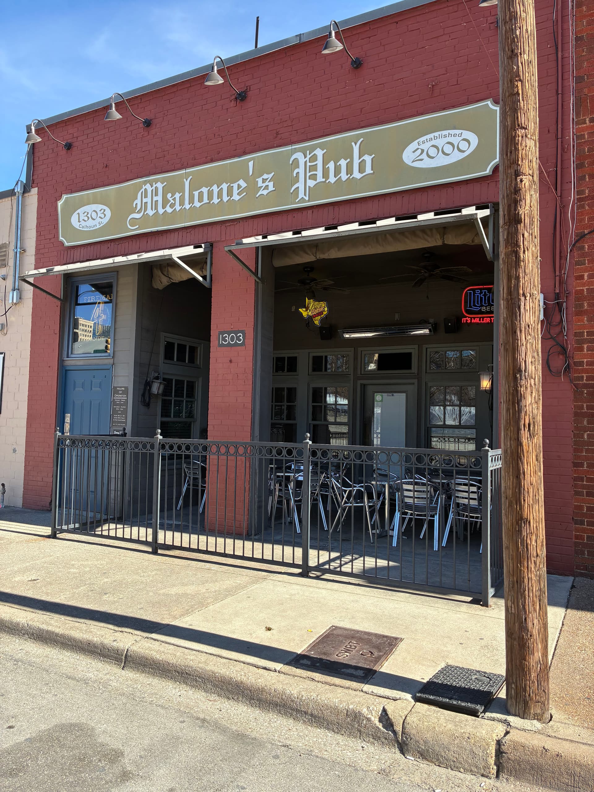 Gallery photos for Spotless Windows for Malone's Pub on Calhoun St: Image #3