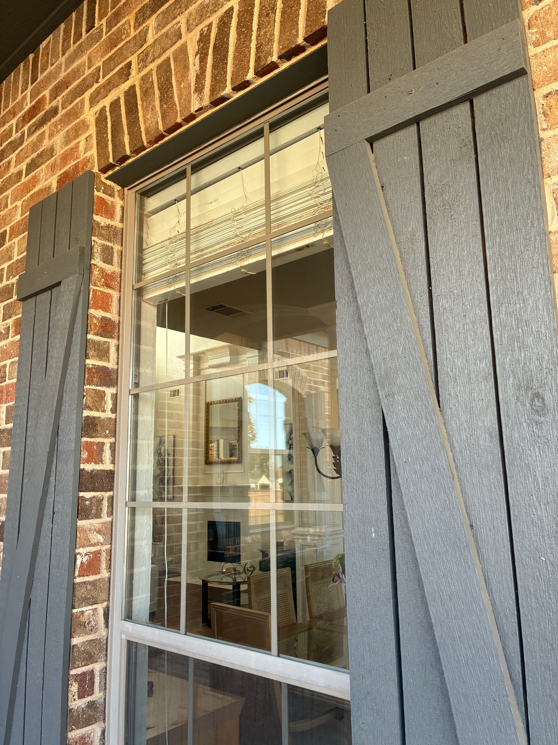 Gallery photos for Brilliant Shine for a Brick Beauty: Image #1