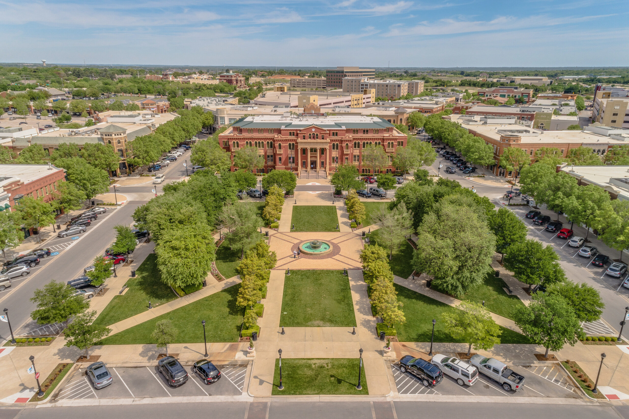 Southlake Commercial Window Cleaning That Keeps Your Business Looking Sharp